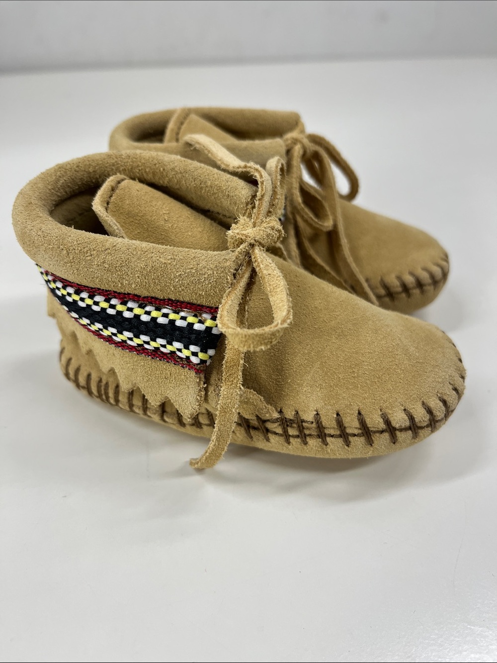 New Minnetonka Baby Infant Braid Bootie Moccasin Size 2